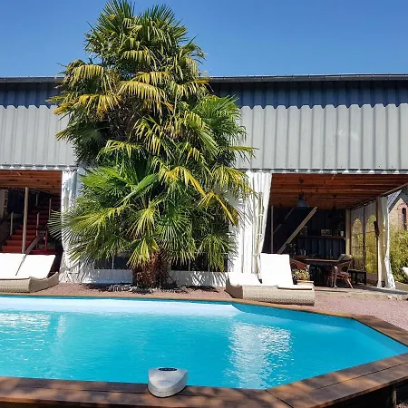 D'hotes Le 1900 Bed & Breakfast 2*